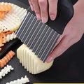 Large Crinkle Cutter,French Fry Slicer,Potato Knife Cutter Fruit Vegetable Wavy Chopper,Knife Stainless Steel Blade Cutting Tool