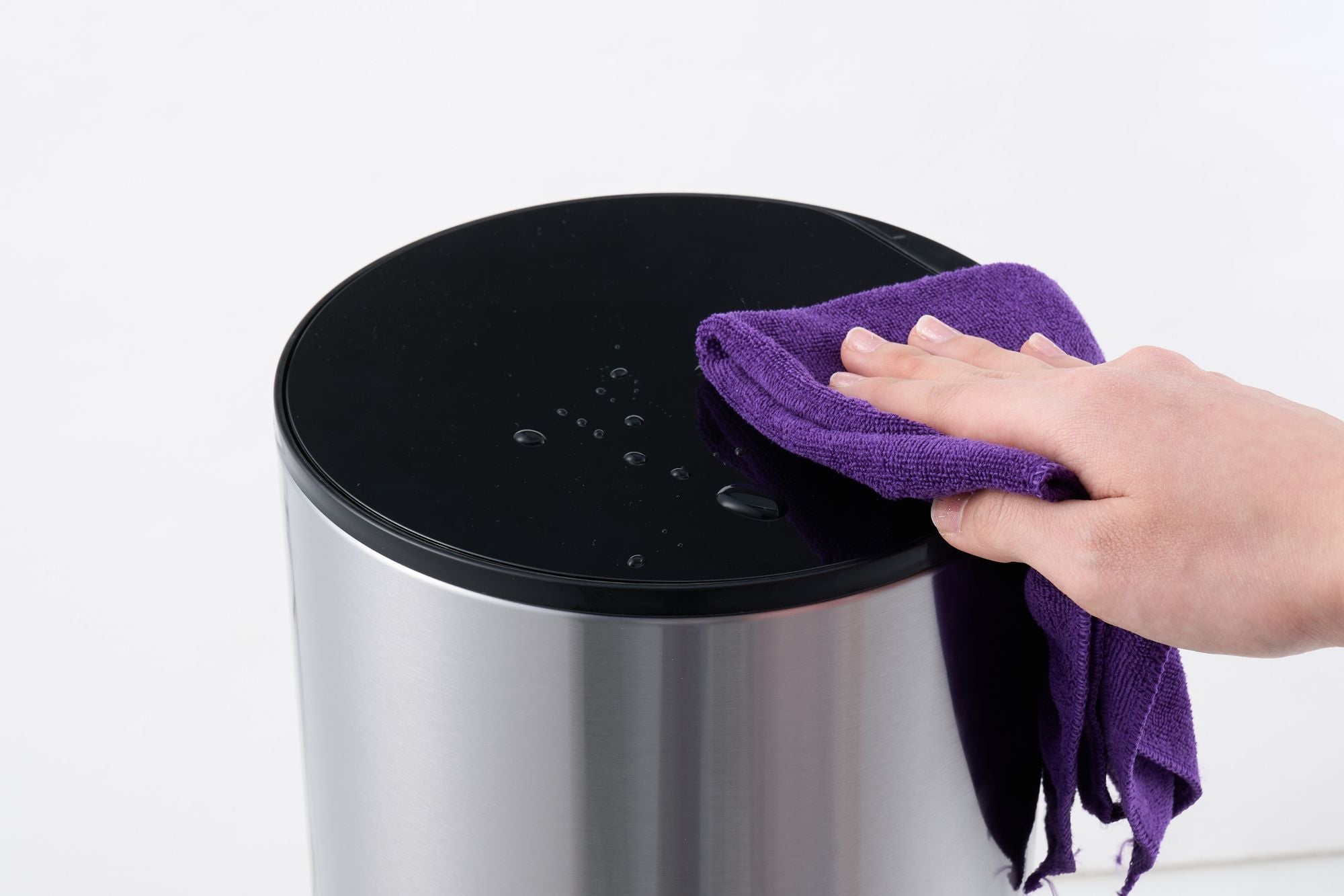554471081